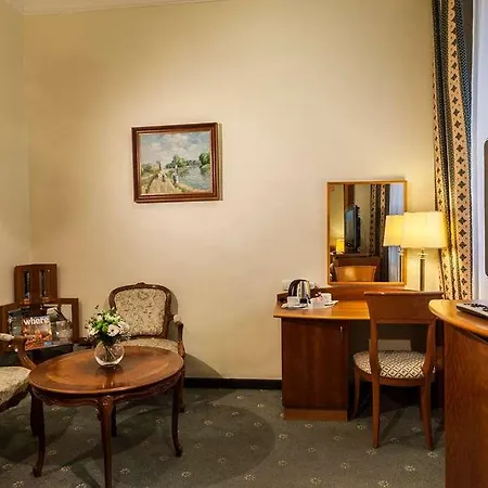 Danubius Hungaria City Center 4* Budapest