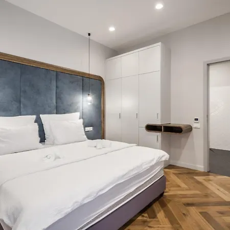 Hotel Eye- Boutique Suites, By Bqa 3*