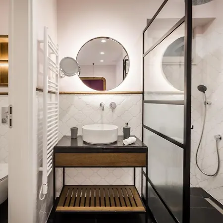 Hotel Eye- Boutique Suites, By Bqa 3*