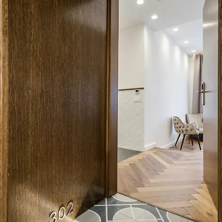 Eye- Boutique Suites, By Bqa 3* Budapest