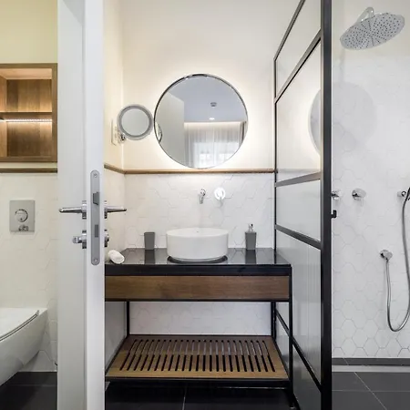 Eye- Boutique Suites, By Bqa Hotel Budapest