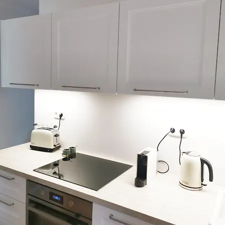 Hillside With Ac & Heating In Grande Maison Budapest