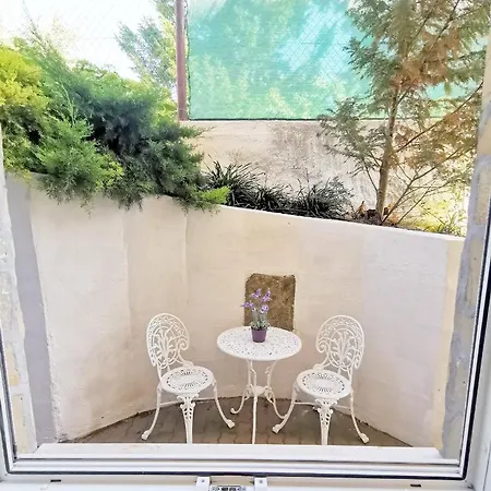 Apartment Hillside With Ac & Heating In Grande Maison