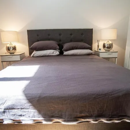 Charming Flat Close To Danube And 4-seasons *