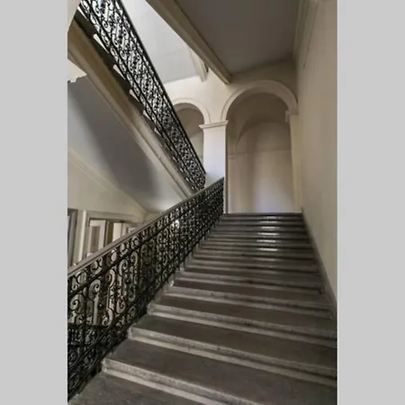 Your Gorgeous And Spacious Dream Free Parking Budapest