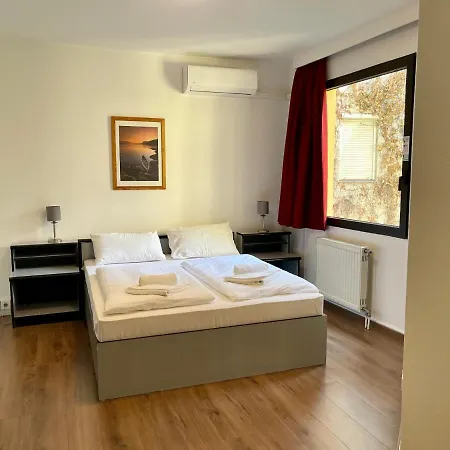 Thomas Hotel