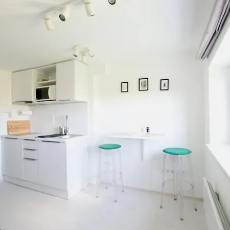 Budget Apartment By Hi5 - Puskas Stadium - Papp Laszlo Arena Apartment Budapest