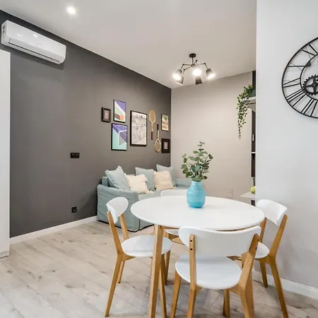 A13- Quality Apartments, Best Location. By Bqa * Budapest