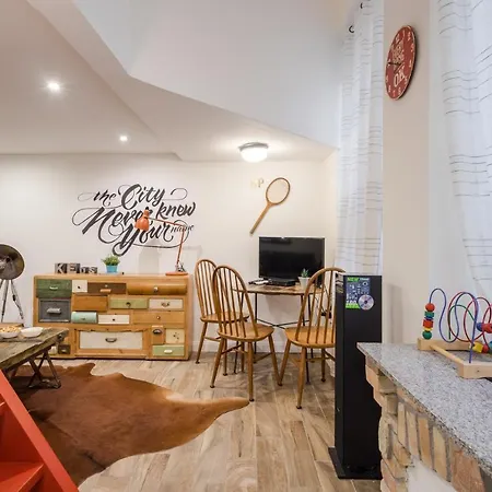 Bohemic Apartment Terrace & Jakuzzi & Sauna Apartment Budapest