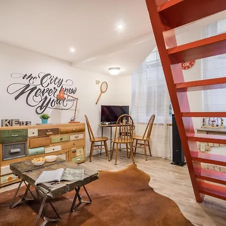 Bohemic Apartment Terrace & Jakuzzi & Sauna Budapest