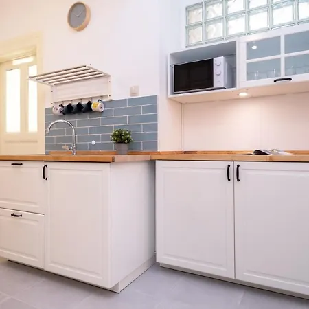 Apartment Blue Ribbon