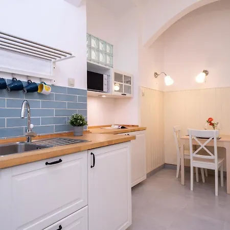 Apartment Blue Ribbon *