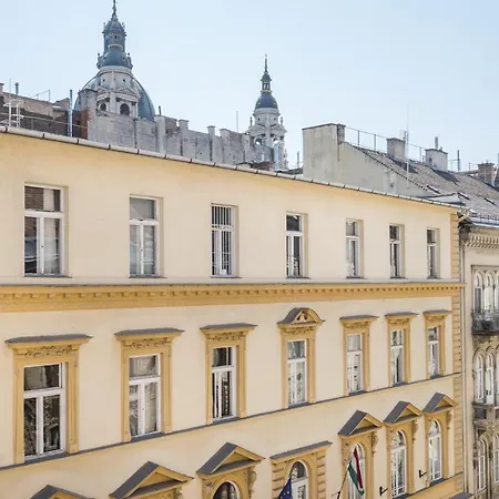 Apartment Basilika View Imperial -sas Street -need Reservation For Free Parking *