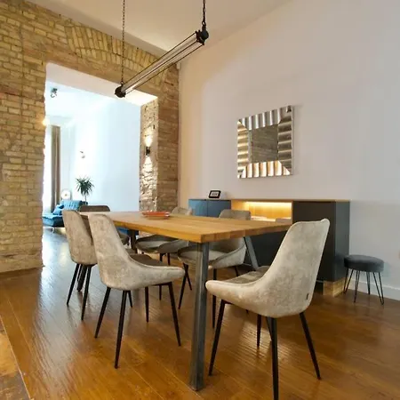 Premium By Hi5 - Ever Apartament *