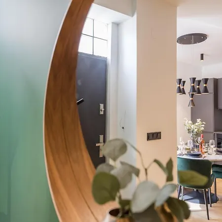 Tilia Luxury - 3 Bedrooms With Ac Apartment *