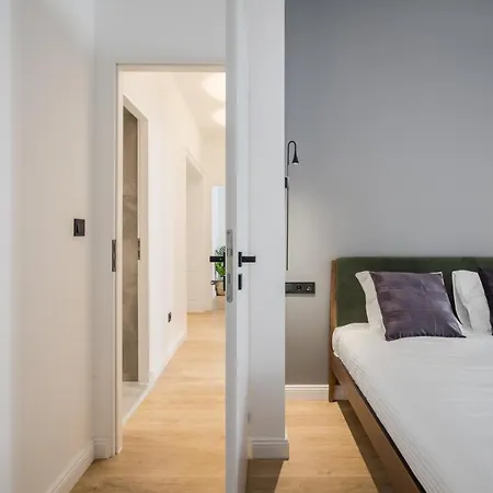 Tilia Luxury - 3 Bedrooms With Ac
