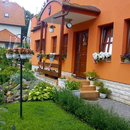 Aranyeső Csorbai 2* Budapest