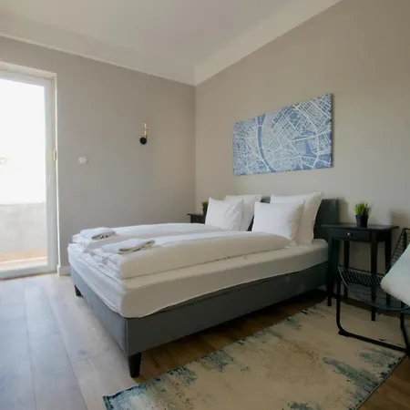 Standard By Hi5 - Tatra Street * Budapest