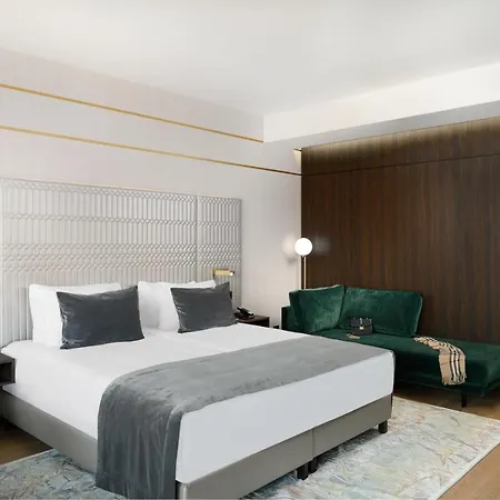 Emerald Downtown Luxury By Continental Group 2*