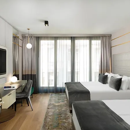 Emerald Downtown Luxury By Continental Group 2*
