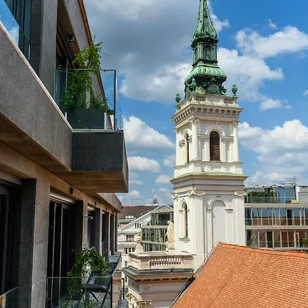 Emerald Downtown Luxury By Continental Group Aparthotel 2*