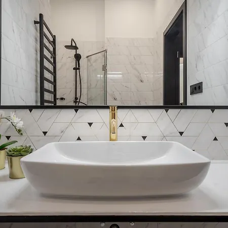 Astoria Boutique Suites- Location By Bqa *