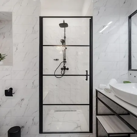 Astoria Boutique Suites- Location By Bqa Hotel *