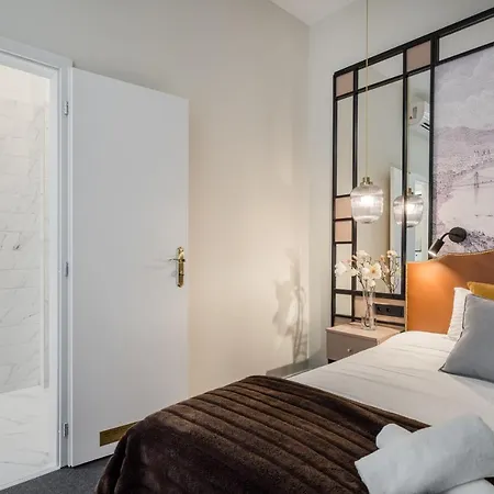 Hotel Astoria Boutique Suites- Location By Bqa Budapest