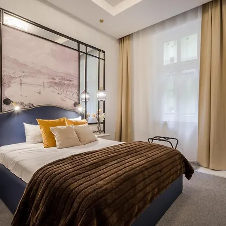 Astoria Boutique Suites- Location By Bqa Hotel Budapest