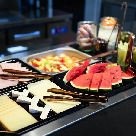 Vision By Continental Group 酒店
