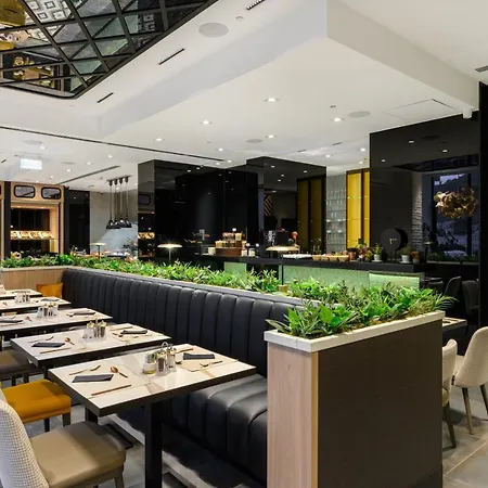 Vision Hotel 4*