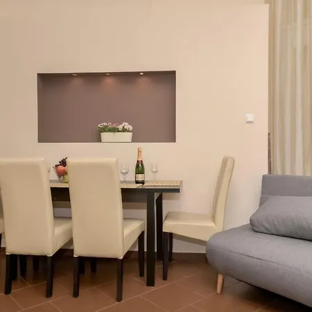 Corvina With Free Private Parking *