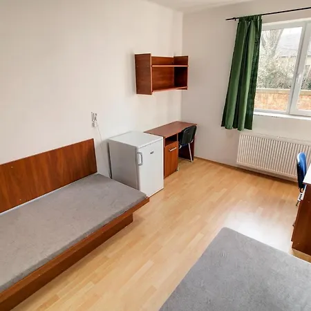 Obudai Diakszallo Hostel Budapest