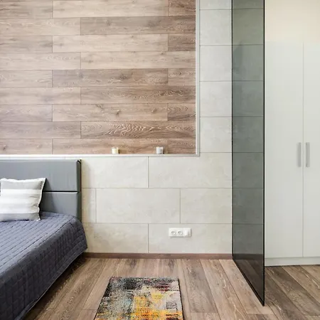 Appartement Nirvana Suite,3 Bedrooms, 2 Bathrooms, Acs