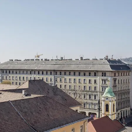 Bpr Splendid Rooftop With A/c Budapest