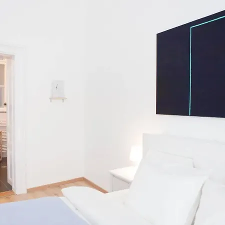 Artapart Luxury And Art In - A1 Apartment *