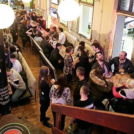 Hostel Party At Udvarom Budapest