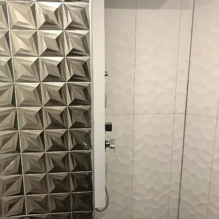 Corvin Ruinpub Designed Apartmán *