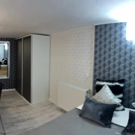 Apartmán Corvin Ruinpub Designed *