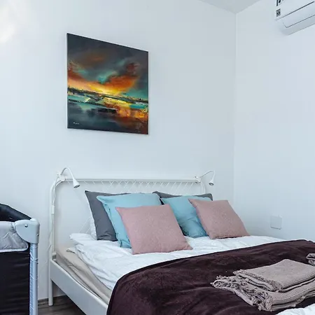 Amphora Luxury With Free Private Parking And Cozy Balcony Appartamento *