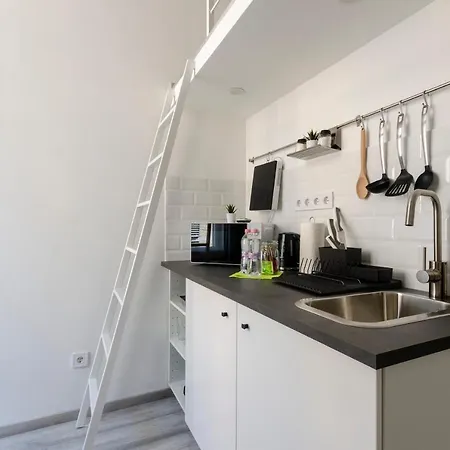 Bartok Suites 6 Apartment