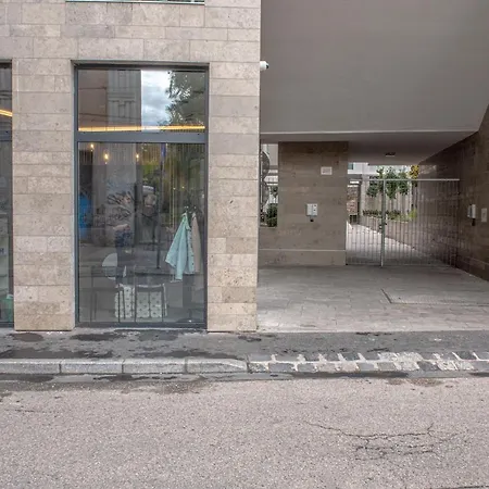 Apartment Dob36 With Free Private Parking And Balcony