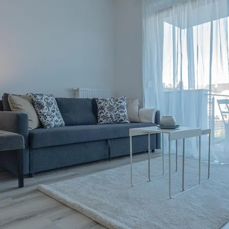Apartment Dob36 With Free Private Parking And Balcony