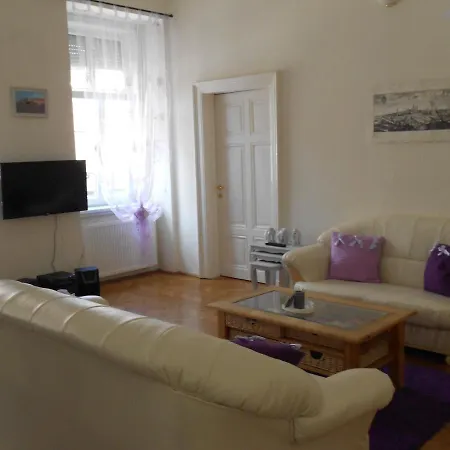 Apartment Panorama *