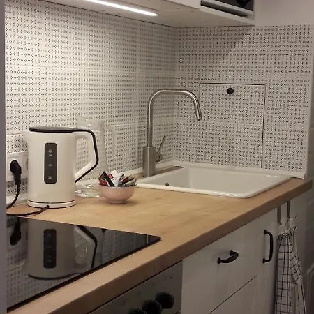 Apartment Liliom With Free Parking Space *