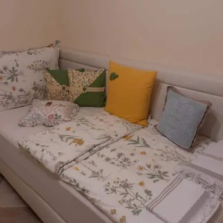 Aranyoshaz-vendeghaz Apartment Budapest