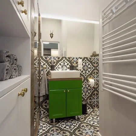 Bpr Art Nouveau Apartment *