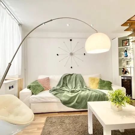 Cool! With Sauna And Private Garden Apartment Budapest