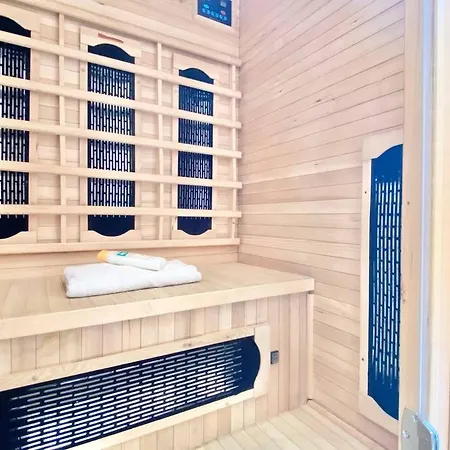 Cool! With Sauna And Private Garden Apartment *