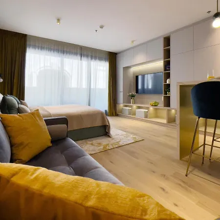 Emerald Downtown Luxury By Continental Group Aparthotel